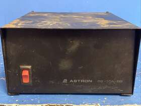 Astron Rs-10-abb220v Rs-10a-bb-220v Power Supply 10 Amp Battery Pack 13.8 Vdc Output