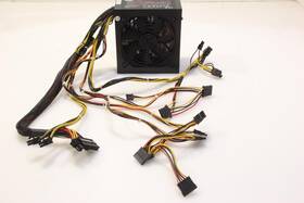 Cooler Master Rs-725-pcar-d3 Extreme 2 725 Atx 12v V2.3 Power Supply. Sku223731