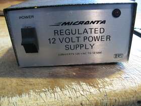 Micronta 22-12a Vintage Regulated #22-12a 12vdc 2.5a 12 Volt Power Supply
