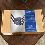 Laird Sentrius IG60 Gateway Bluetooth 5 Wi-fi + Power Supply (open Box). Fixed Price $50.00.