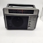 Vintage Radioshack Portable 12-903 High Performance Am Fm Battery Power. Fixed Price $26.23.