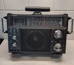 Vintage Venturer 10 Band Radio/cassette, Ac-dc, Clean Condition! Model 2959-2C. Fixed Price $42.00.